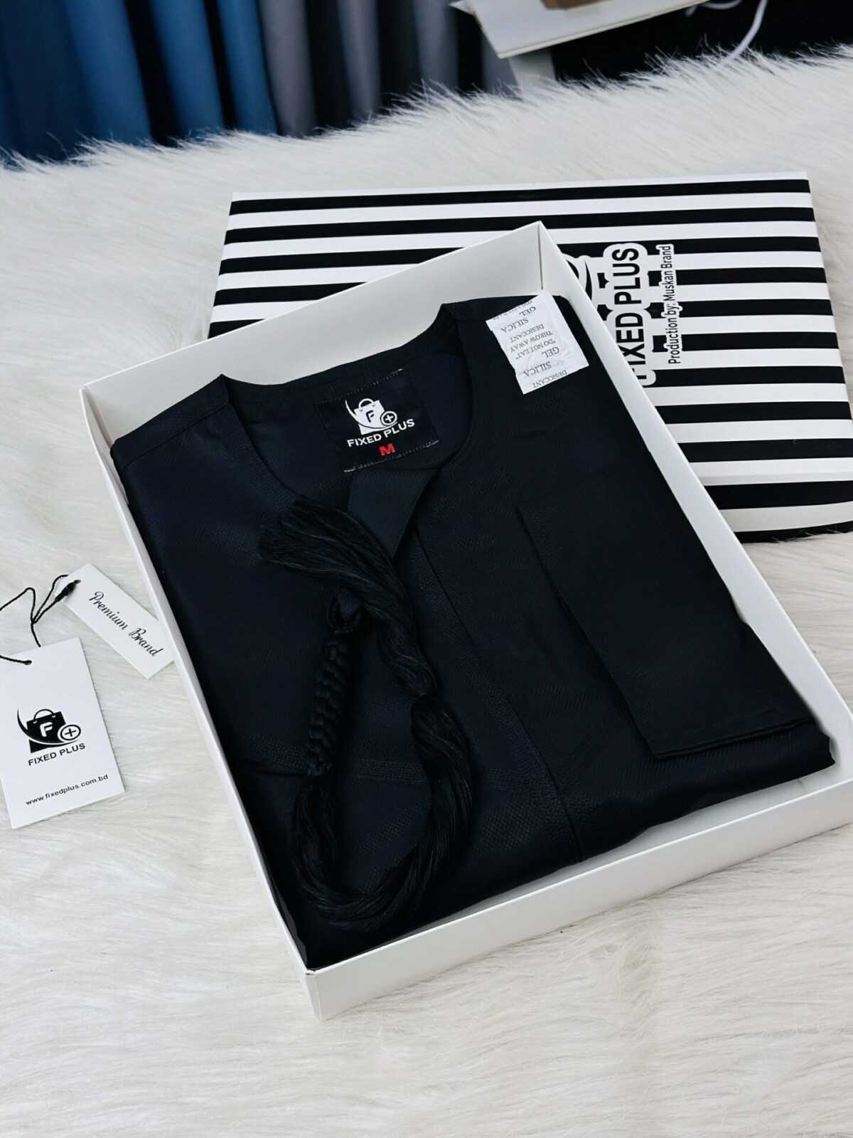 Midnight Black – Premium Emirati Thobe (PET-1) - Image 4